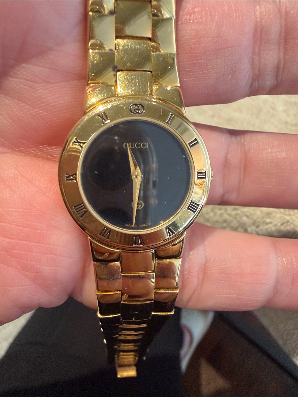 Gucci Gold-Tone Link Bracelet Watch with Black Dial real needs battery no box - Picture 9 of 14